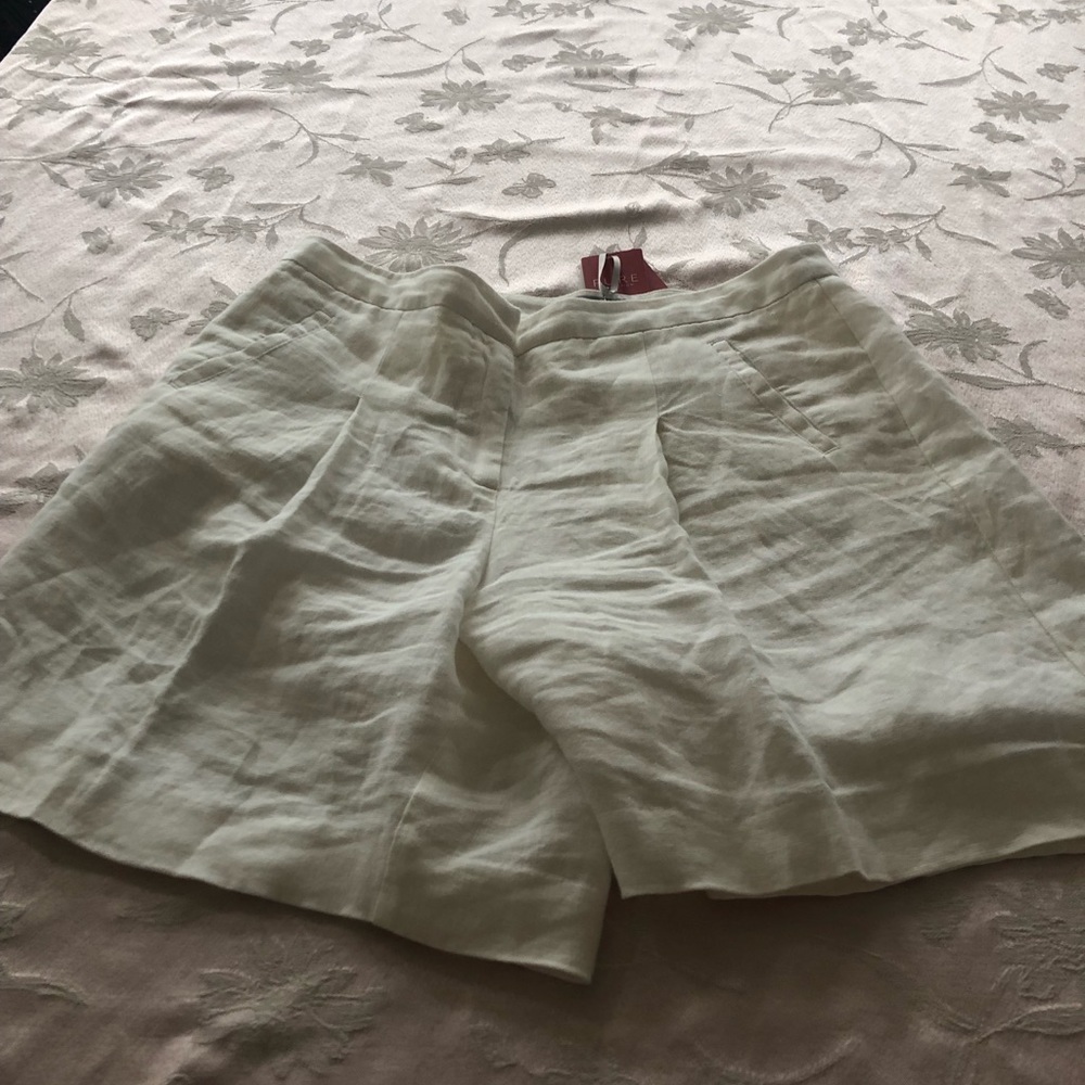 White women linen shorts